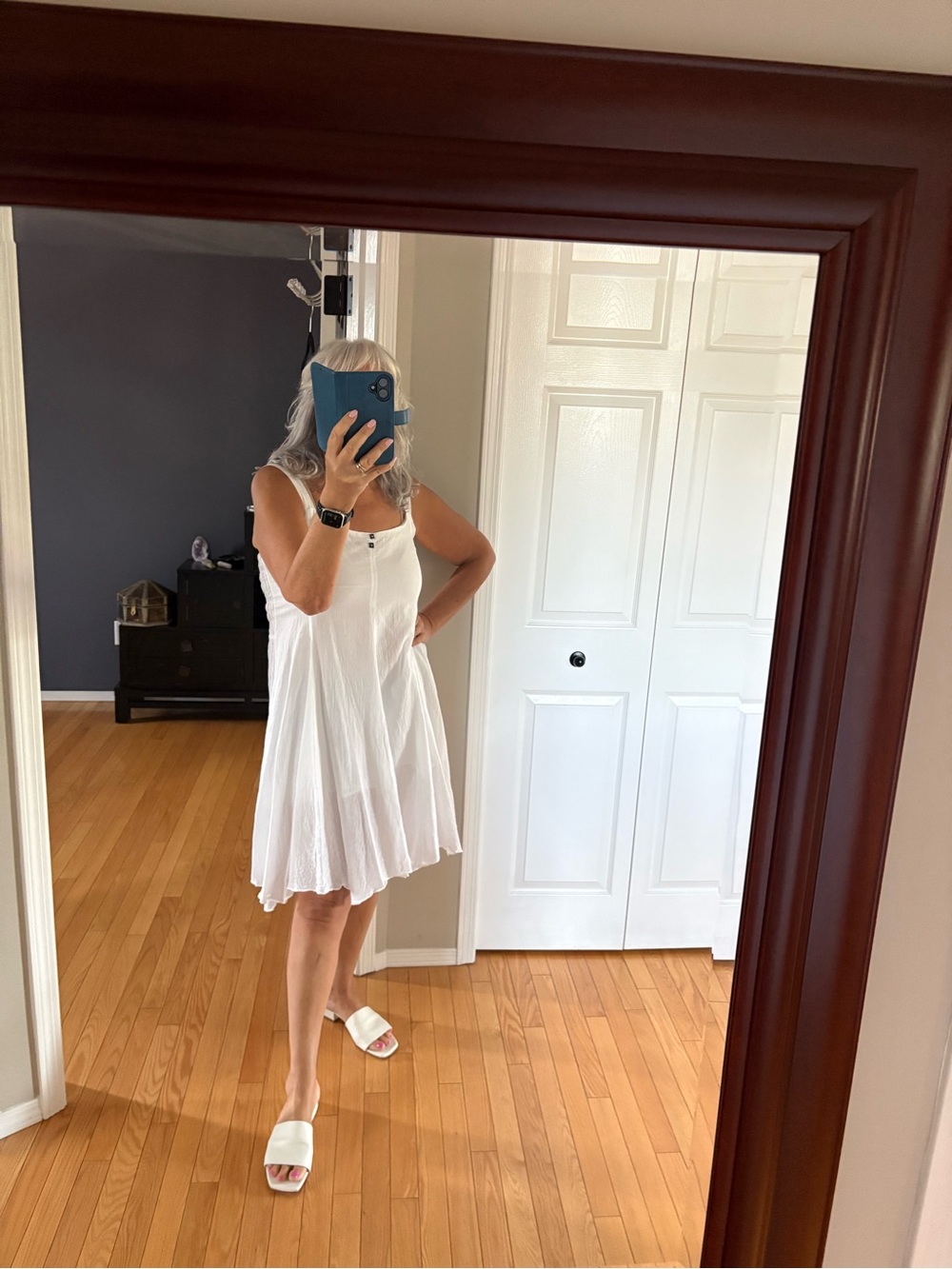 Chic White Women's Dress